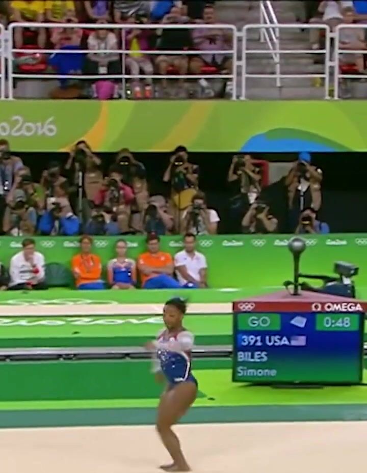 Epic Simone Biles Routine