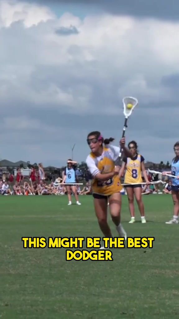 This might be the best dodger in high school
