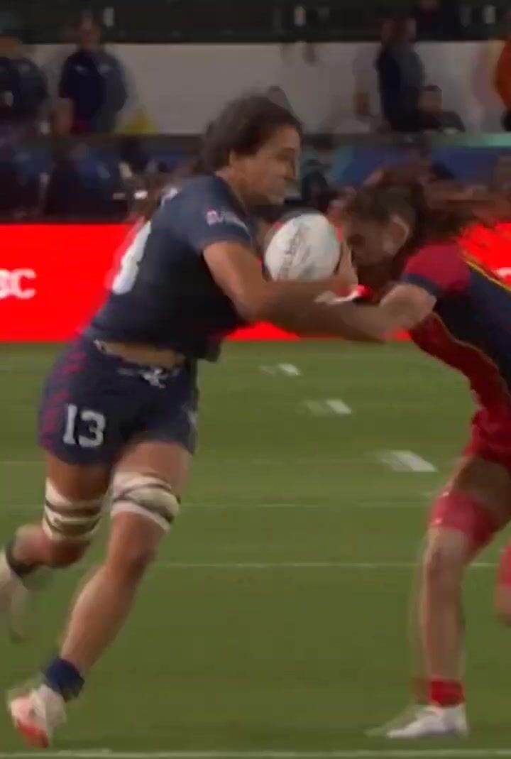 Spot-On Offload: Levy's Rugby Mastery on Display! Rugby Shorts