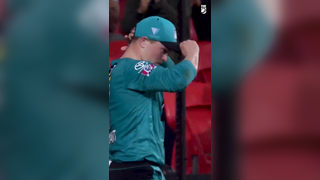 Mike Hussey's Unbelievable Save: A Big Bash Legend!