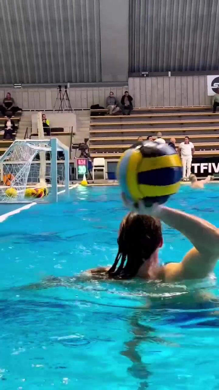 Water Polo Passing Drill: Perfecting Precision and Timing