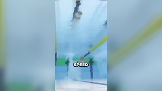 Unstoppable: The Incredible Swimmer with No Arms – A True Inspiration!