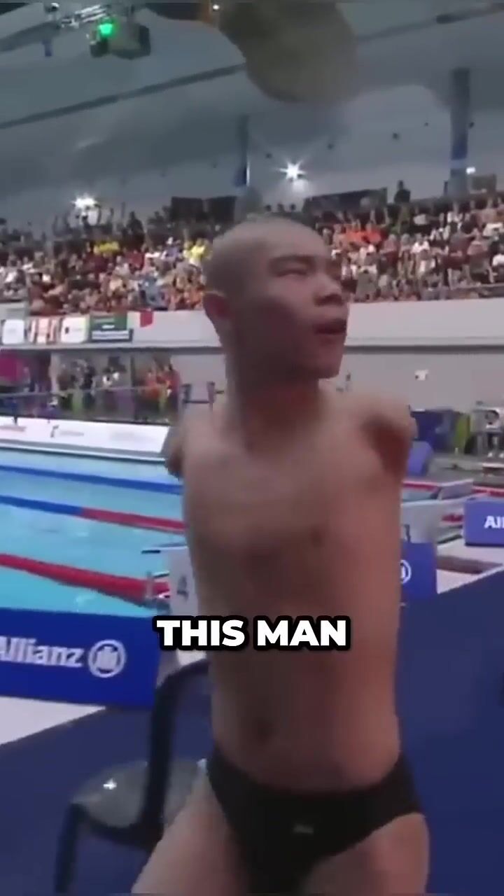 Unstoppable: The Incredible Swimmer with No Arms – A True Inspiration!