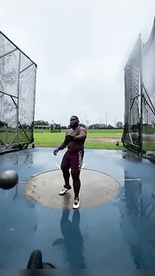 Unbelievable! Epic Hammer Throw Disappears into Horizon