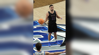 Malcolm Whitlow's Three-Point Barrage Leads to Division 2 Championship Opener Victory against Alabama Huntsville