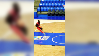 Akol Akrop nearly shut the tournament down with this missed dunk !