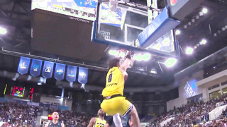 Anchor Dubbing Edition - Chongchao｜Beastly Steps Under the Basket, Reverse Layup｜