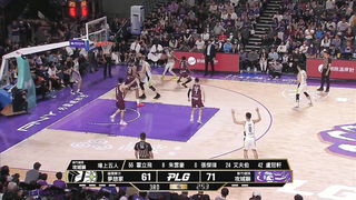 Devin Marble plays the lead assassin role, scoring 28 points and showing destructive power during the comeback period