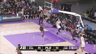 Hsinchu Uncle transforms into a fierce scoring machine, with Effebi contributing 26 points to the firepower!