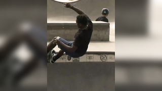 Venice Vibes: Zion Wright Shreds the Streets