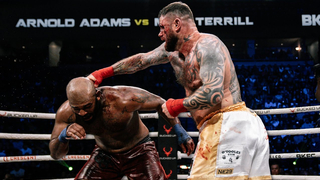 ????Heavyweight Championship Fight???? Mick Terrill vs. Arnold Adams