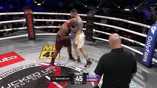 ????Heavyweight Championship Fight???? Mick Terrill vs. Arnold Adams