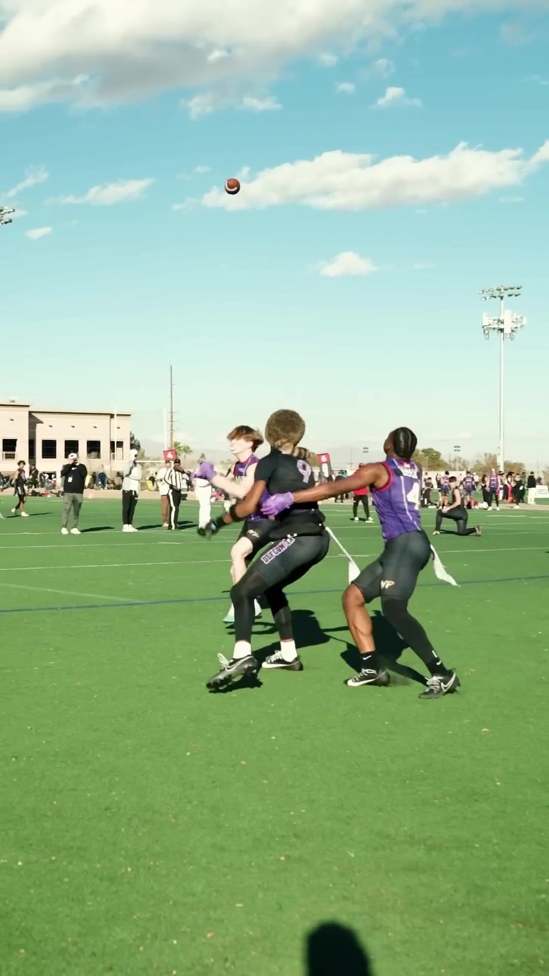 “Davy Crocket“ Keisean Henderson The QB that plays WR for FUN !