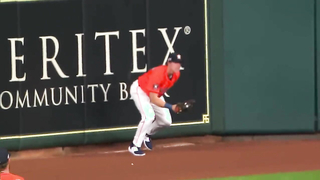 Top 10 Plays of the Week: Bobby Witt Jr.'s Unreal Catch, Cal Raleigh's Walk-Off Grand Slam & More!