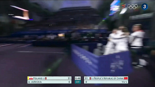 Aleksandra Jarecka Secures Dramatic Win in Women's Team Épée at Paris 2024