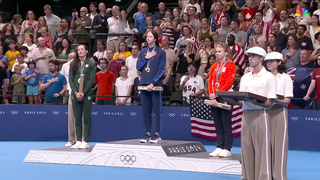 Kate Douglass takes in 'The Star-Spangled Banner' after 200m breaststroke gold | Paris Olympics