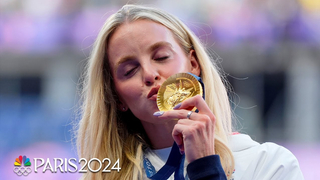 Keely Hodgkinson’s Emotional Moment as She Receives Her First Olympic Gold | Paris Olympics