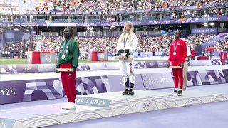 Keely Hodgkinson’s Emotional Moment as She Receives Her First Olympic Gold | Paris Olympics