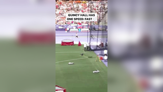 He made it look easy. ‍ American Quincy Hall breezes his way through to the men's 400m final! #ParisOlympics on NBC and Peacock #usa #trackandfield #semi