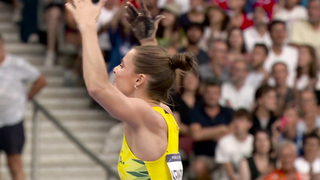 Australian Nina Kennedy finally eclipses Katie Moon for pole vault gold | Paris Olympics