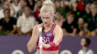 Australian Nina Kennedy finally eclipses Katie Moon for pole vault gold | Paris Olympics