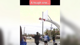 I think I would’ve lied to her too #funny #fail #basketball #sports #shoutoutot (via AnnaHoffmanTV/TW)
