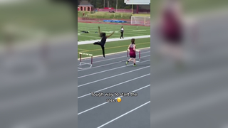 Ouch. (via @Harmoniee Muñoz) #track #olympics #sports #fail