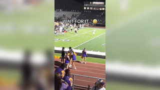 This is too funny (via @user46902820183 a t e l y n) #football #cheerleader #cheerleading #funny #sports #fail