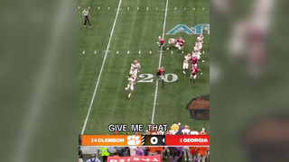 THATS HOW U FEEL JAKE BRININGSTOOL?? (via @ACCNetwork) #clemson #georgia #football #collegefootball #onehandedcatch #insane #d1