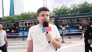 Crowd Goes Wild For France's 1st Para Swimming Gold!