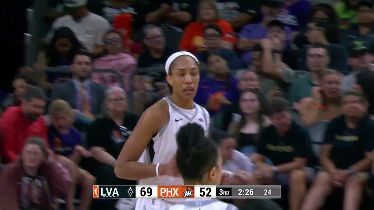 A'ja Wilson goes off for 41 PTS & 17 REB vs. the Phoenix Mercury ????