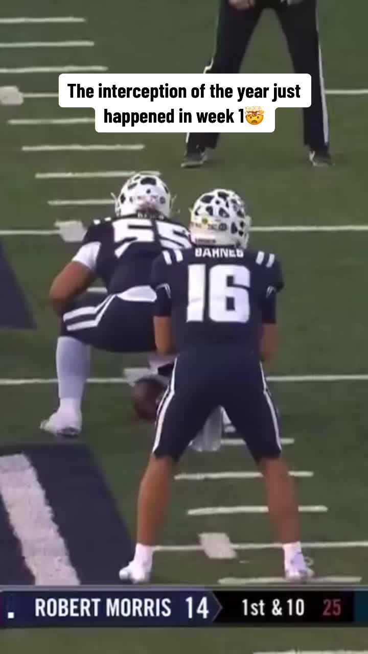 CRAZY INT That is just absolutely INSANE grab catch of the year !