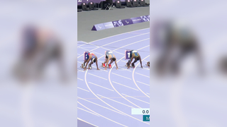 Helps another athlete with their strapping then breaks the world record. Jaydin Blackwell embodying the Paralympic spirit