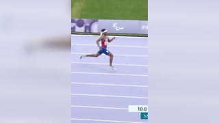 Helps another athlete with their strapping then breaks the world record. Jaydin Blackwell embodying the Paralympic spirit