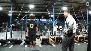 Kevin Hart’s Trainer Pushes Bunchie Young to the Limit – Hilarious Moment!