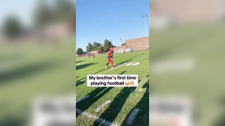 Bro was hitting anyone in sight (via hoodiemonte573/TT) #football #hit #block #highschoolfootball #athlete