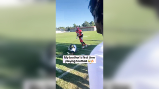 Bro was hitting anyone in sight (via hoodiemonte573/TT) #football #hit #block #highschoolfootball #athlete