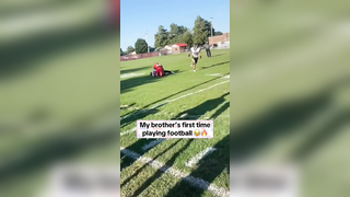 Bro was hitting anyone in sight (via hoodiemonte573/TT) #football #hit #block #highschoolfootball #athlete