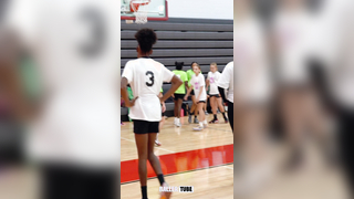 Elite 60 | Showcase Aubreigh Pumphrey Solomon And1