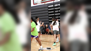 Elite 60 showcase | Tough  offensive rebound & put back layup