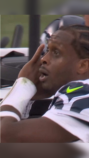 he really hit the night night celly #genosmith #seattle #seahawks #nfl