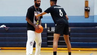 Kyrie teaching the younger generation of hoopers #KyrieIrving #NBA #basketball #fyp