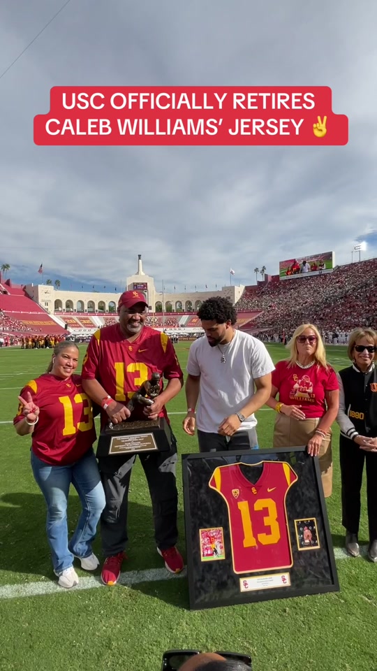 13 will hang in the coliseum forever! #usc #collegefootball #calebwilliams