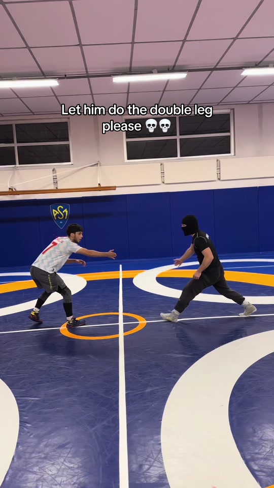 Bro needs help #wrestling #humor #sports #lutte