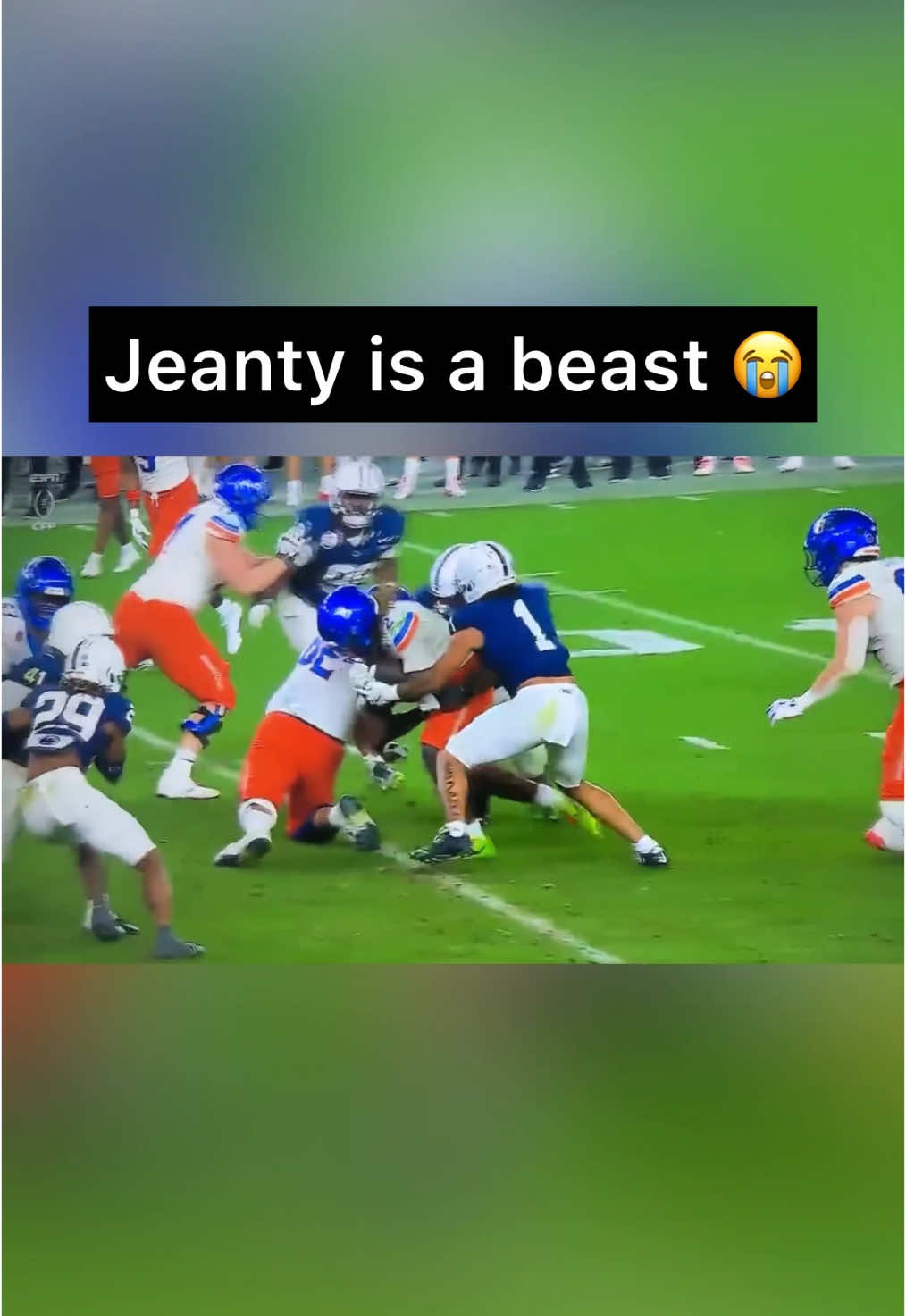 He broke like 10 tackles #collegefootball #ashtonjeanty #cfb #football #nfl #foryou #foryoupage