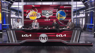 Shaq & Chuck can't stop laughing at Anthony Davis leaving in wheelchair with head injury