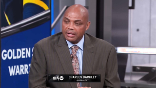 Shaq & Chuck can't stop laughing at Anthony Davis leaving in wheelchair with head injury