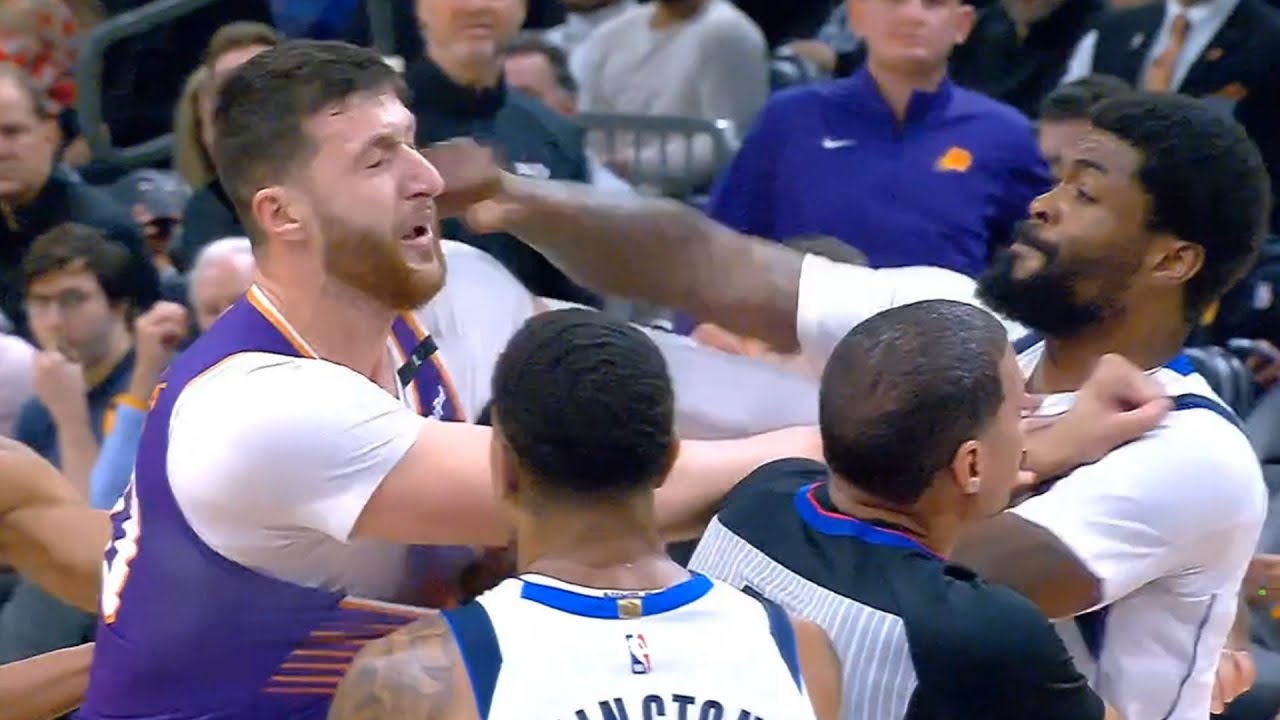 Naji Marshall throws punch at Jusuf Nurkic for shoving him in the face ????