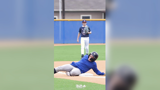 Basketball Shoes on TURF??!?! #324sports #perfectgame#baseball #baseballtiktoks