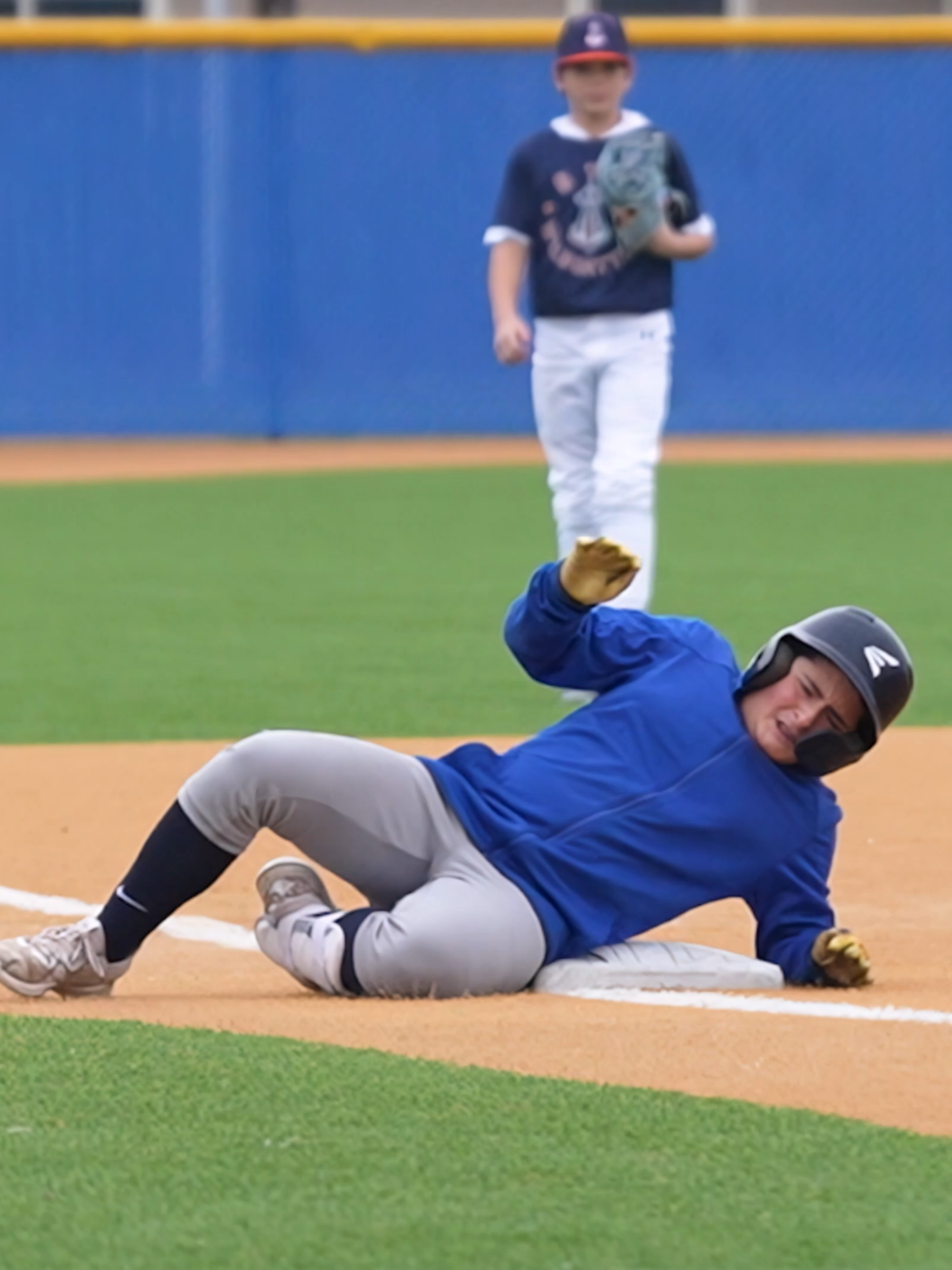 Basketball Shoes on TURF??!?! #324sports #perfectgame#baseball #baseballtiktoks